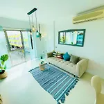 Sea View Апартаменты *
